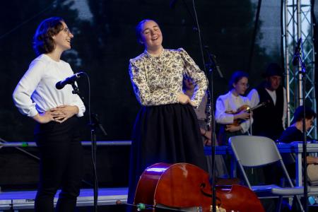 Folklorni večer_Rakek in Burja (13)